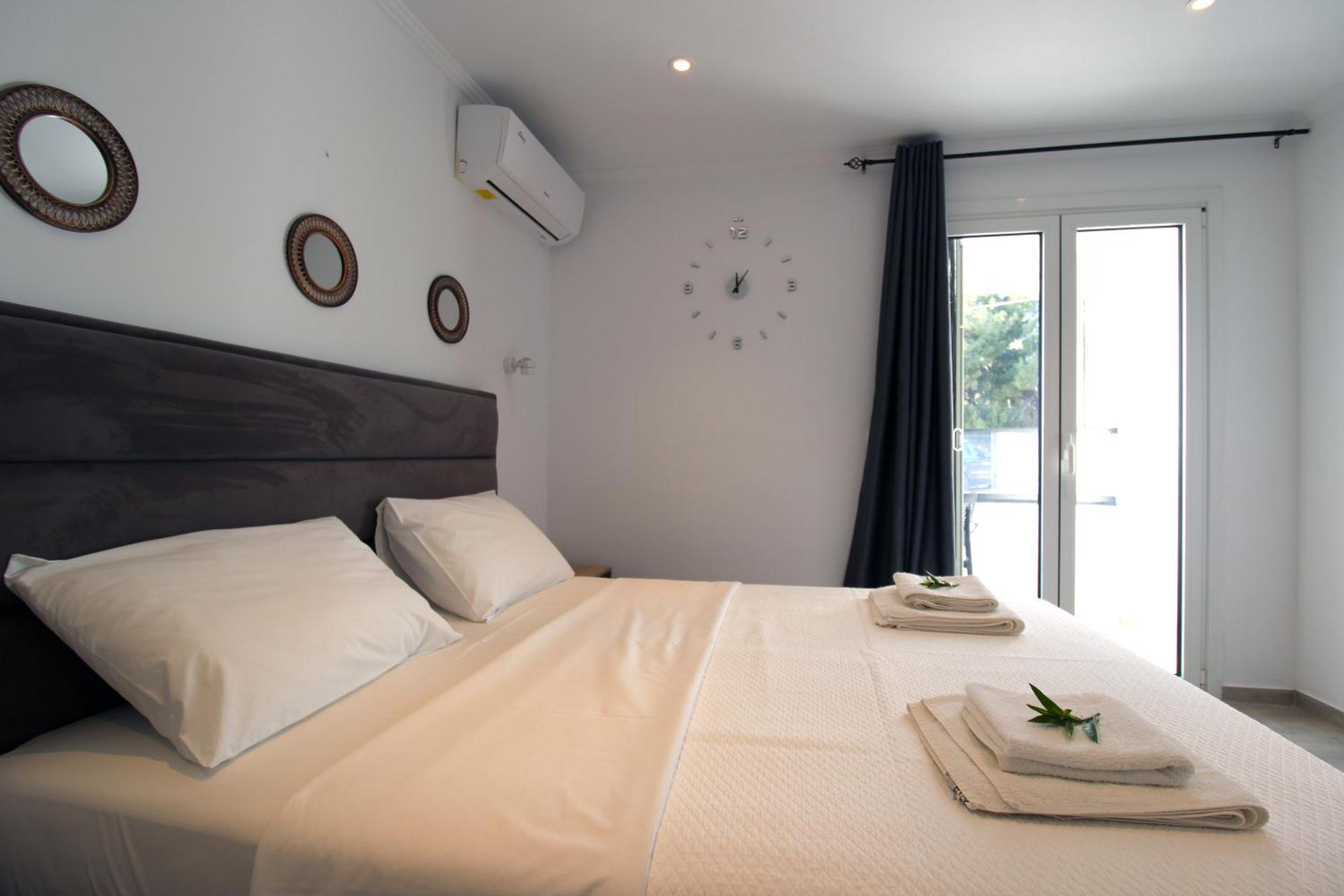 Aparthotel Melina'S Seaside Retreat à Ksamil Extérieur photo