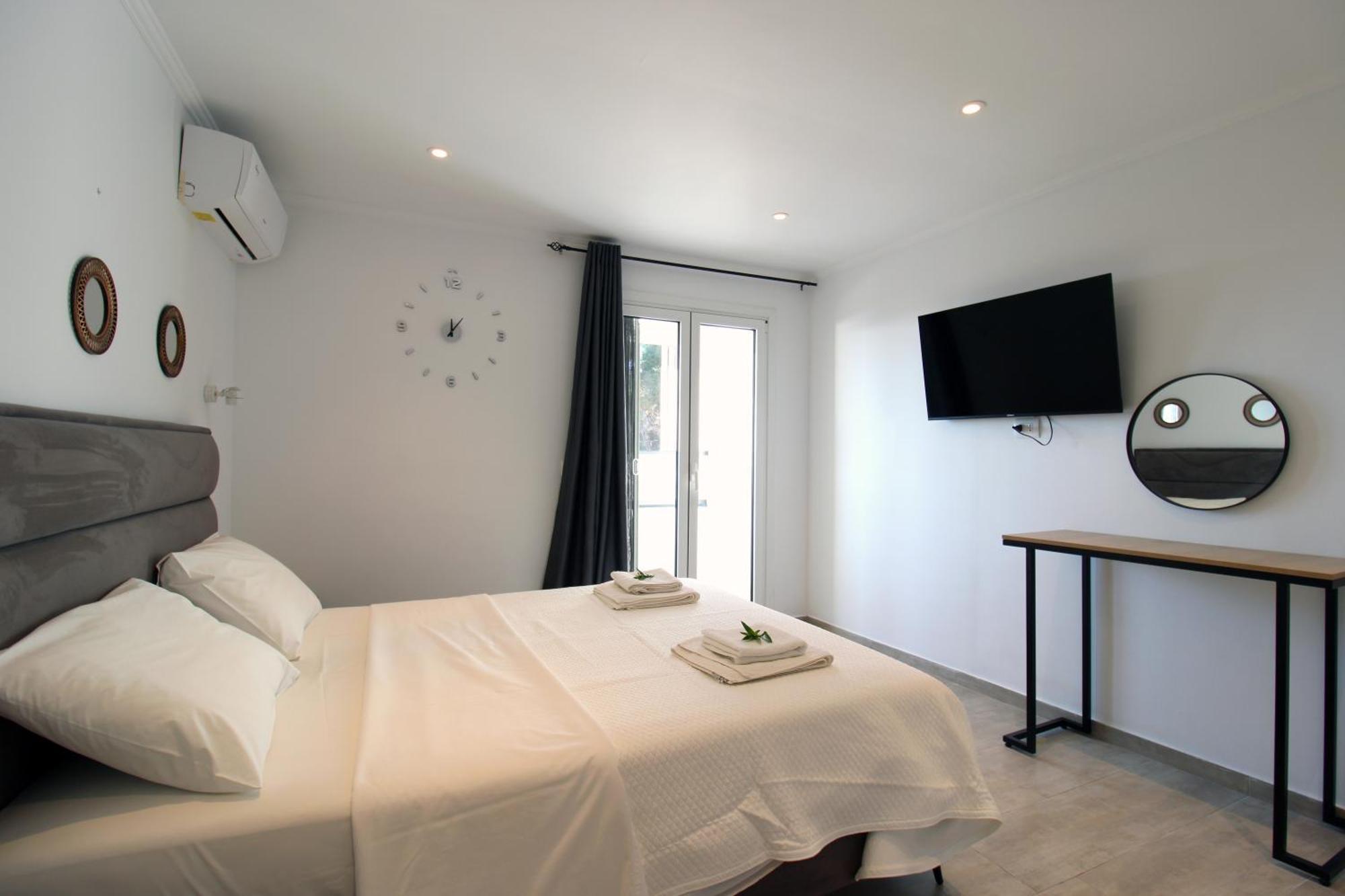 Aparthotel Melina'S Seaside Retreat à Ksamil Extérieur photo